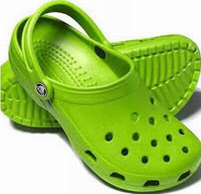 chaussures hallux valgus crocs